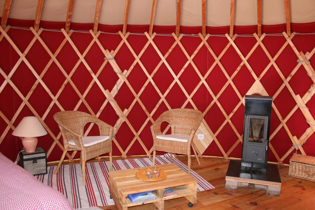 Bonneval  Yourtes En Terrasse מראה חיצוני תמונה